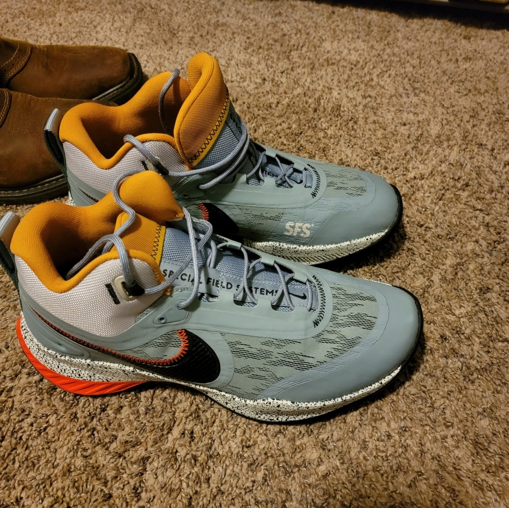 Nike React SFB CarbonMen's Elite Outdoor Footwear